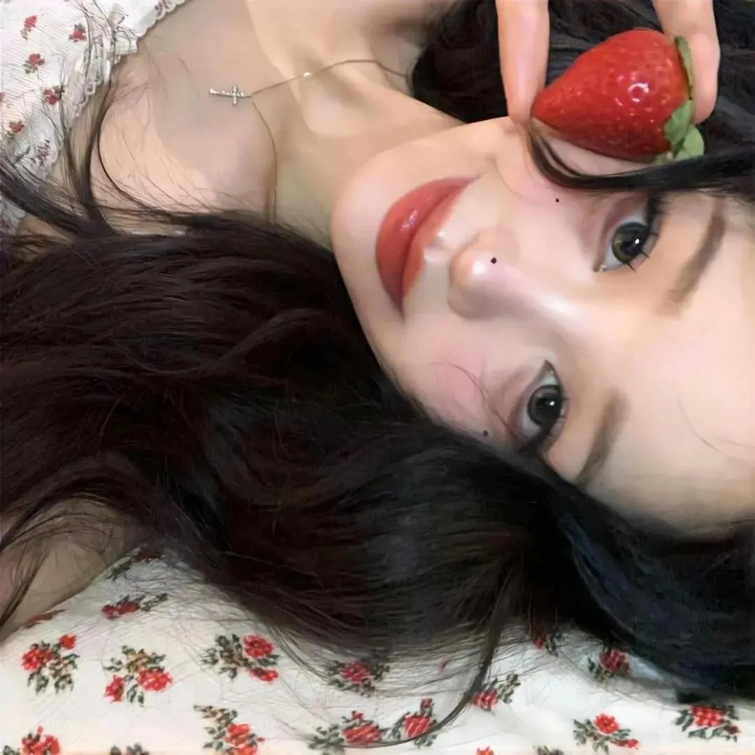 柯明斯基理论第二季封面